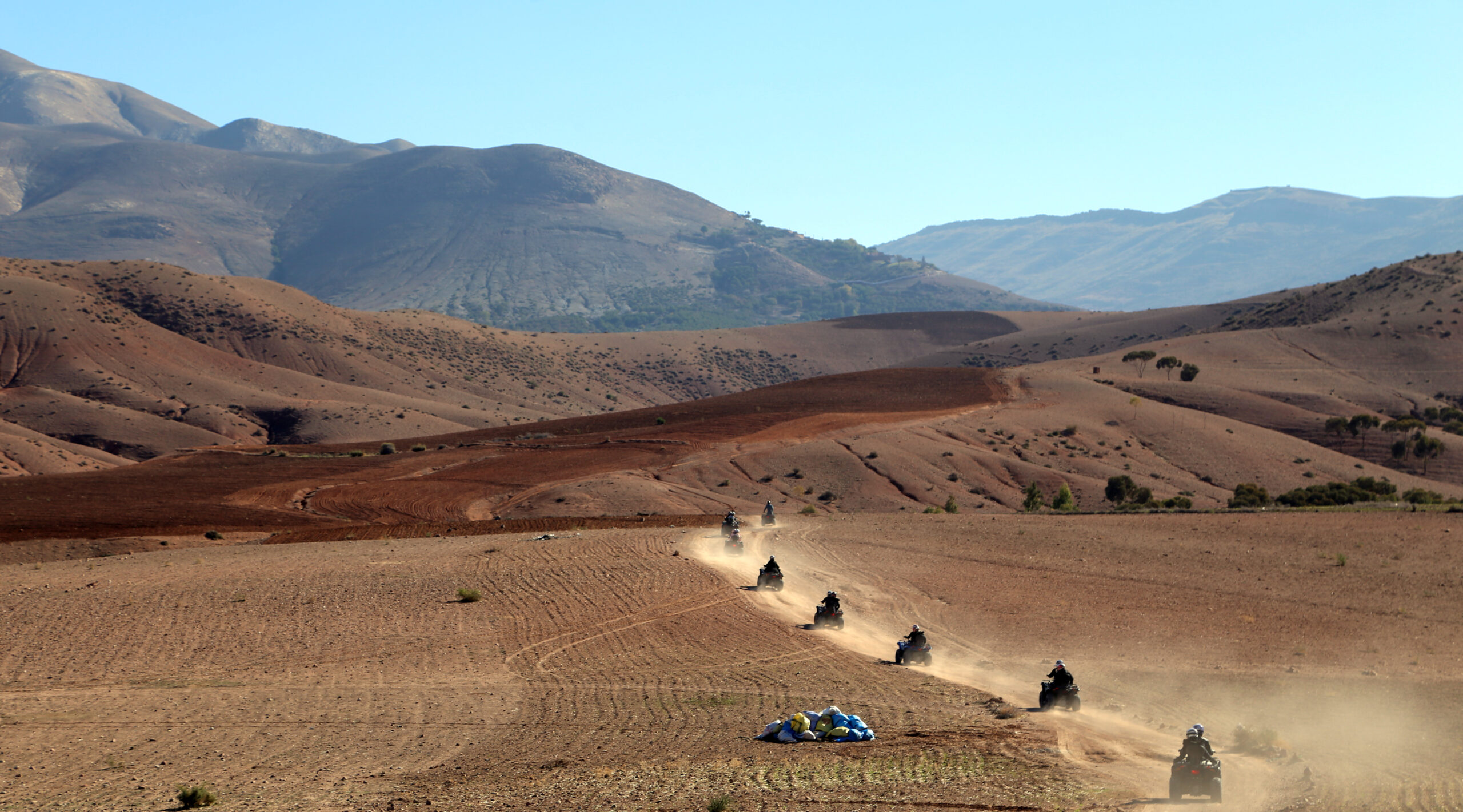 Agafay Short Combo: 1h Quad + Dinner (Luxury Camp)