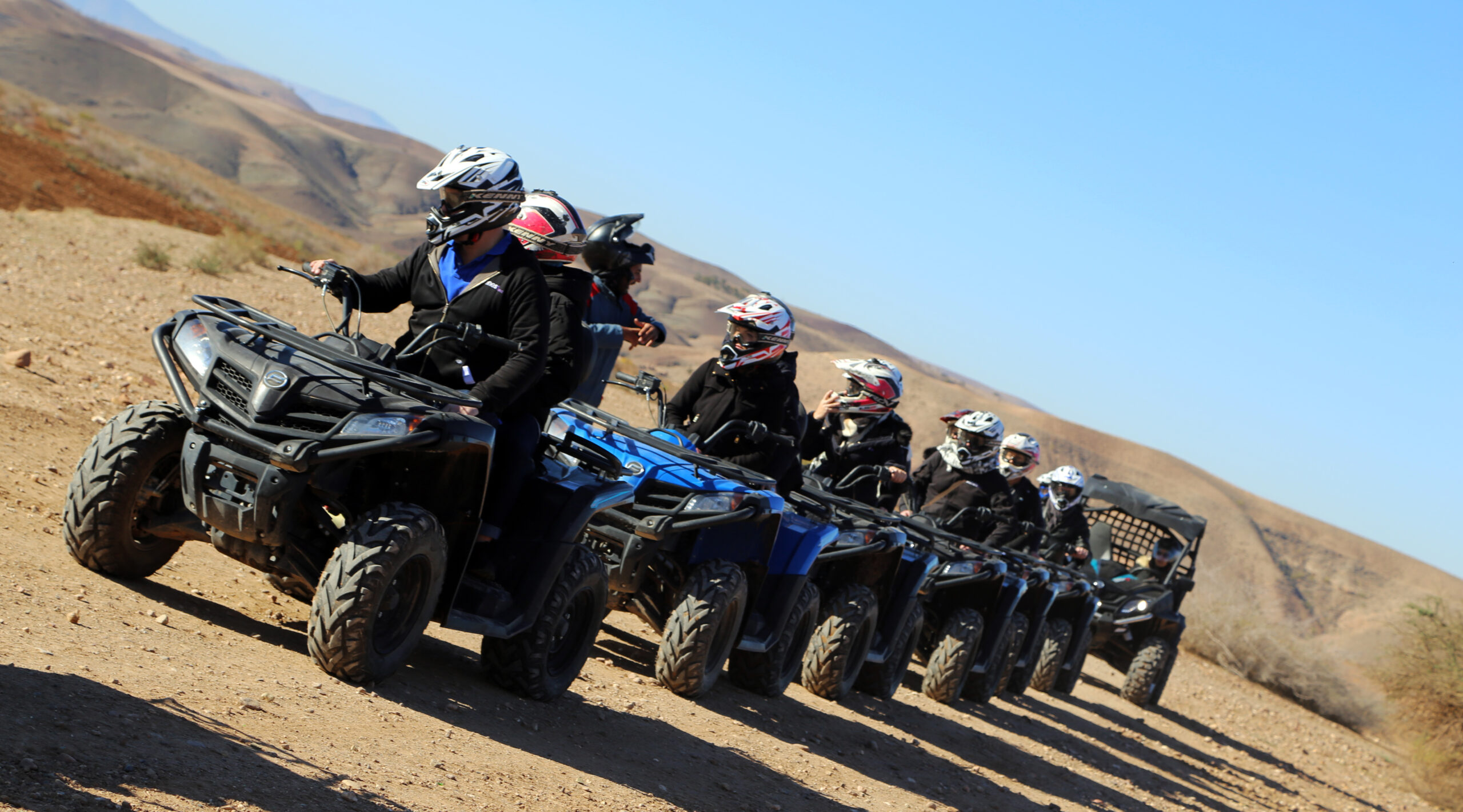 Agafay Short Combo: 1h Quad + Dinner (Luxury Camp)